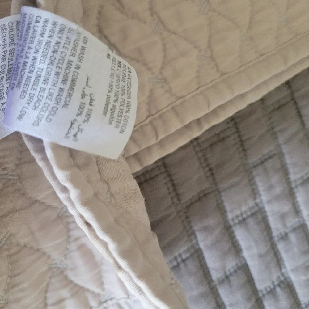Hotel Collection Coverlet Queen size Cotton&polyester